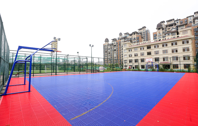 悬浮拼接篮球场地